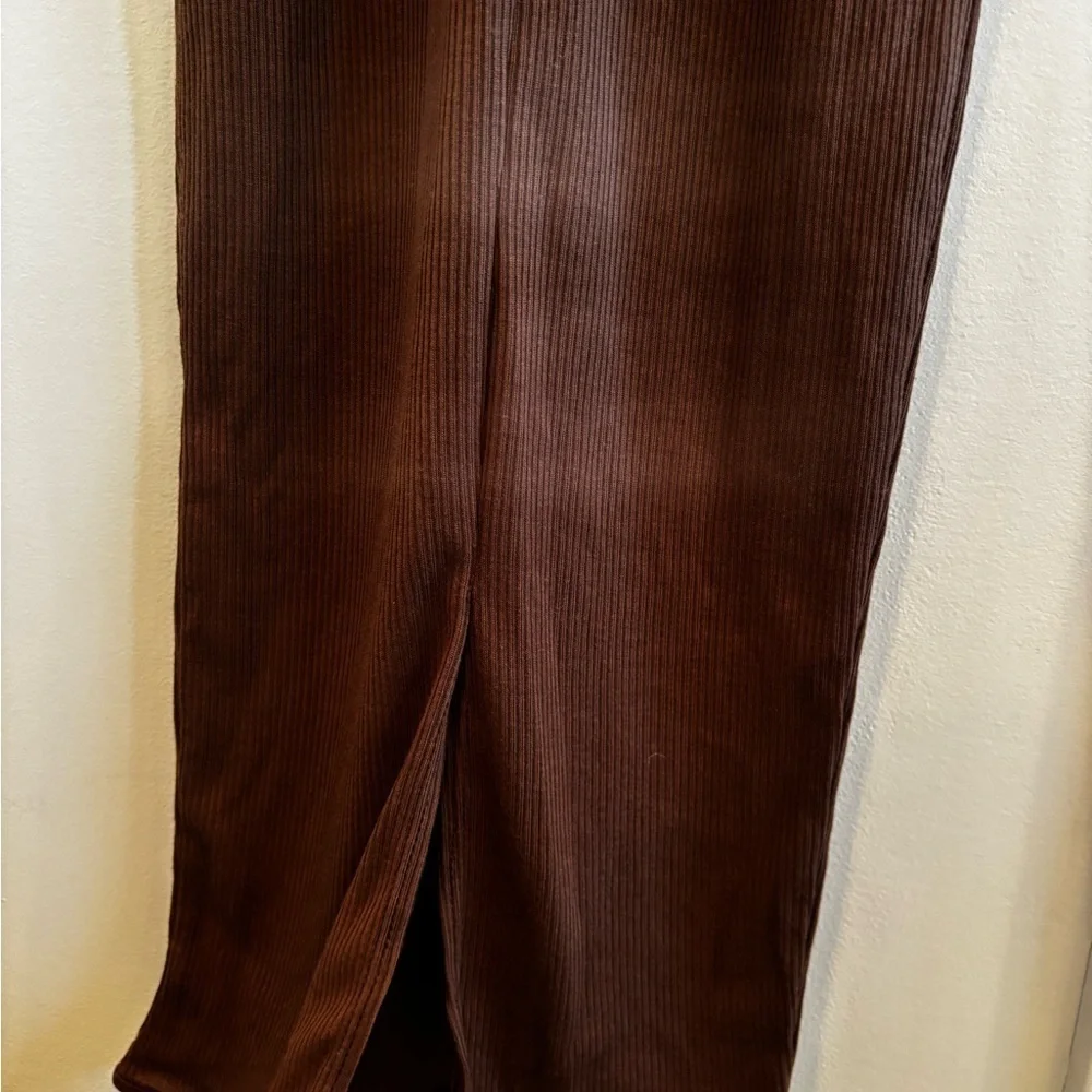 PrettyLittleThing Chocolate Brown Ribbed Racer Back Midi Dress NWT Size US 2 - Picture 8 of 11